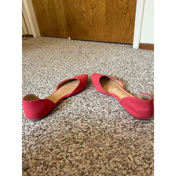 Madden Girl Coral Laser Cut Pointed Toe Flats Size 8.5 - Picture 3 of 6